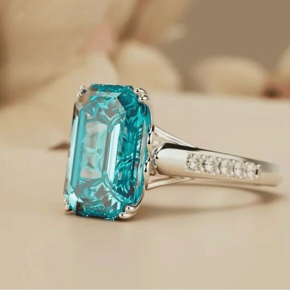 🩵 NEW sea blue CZ STUNNING princess cut ring 🩵 - Picture 3 of 5